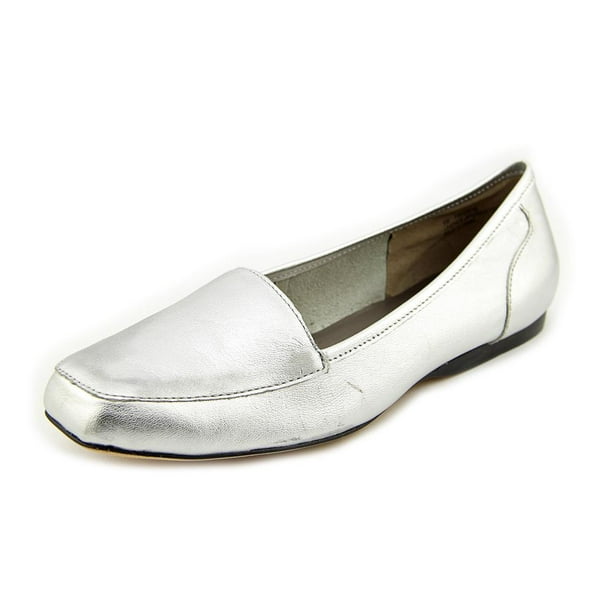 ARRAY Freedom Womens Slip On ARRAY Freedom Womens Slip On